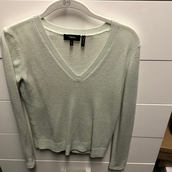 Theory Sweaters - Never worn, cashmere, mint, soft sweater 💗